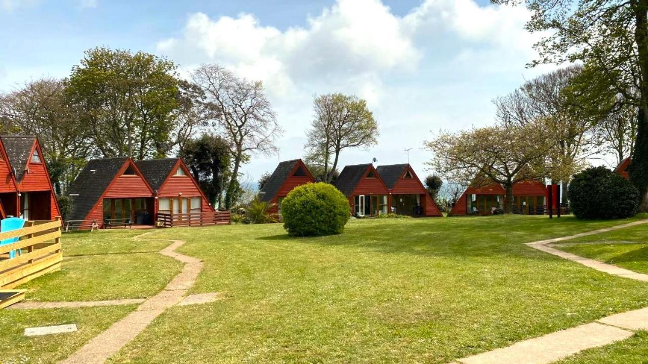 Front Line Chalet With Open Sea Views & Swimming Pool In Kingsdown No14 Villa ภายนอก รูปภาพ